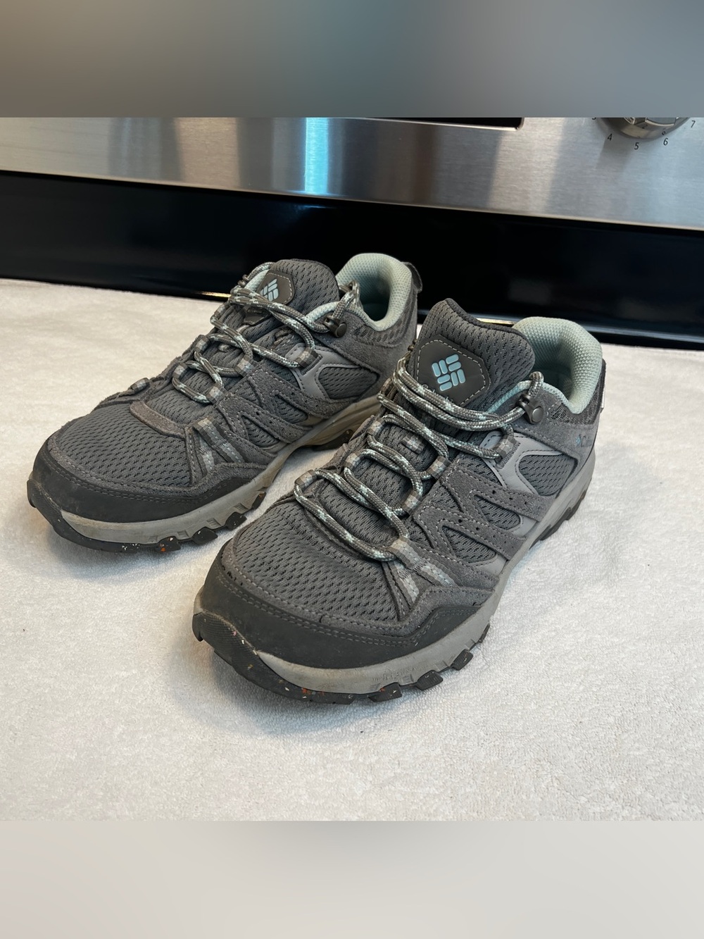 Columbia Dark Gray Trail Hiking Shoes with Light Mint Accents